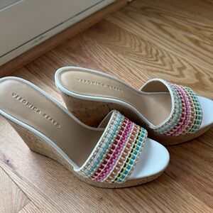 Veronica Beard Dali Raffia Wedge Sandals Multicolor Neutral Platform - Size 9.5